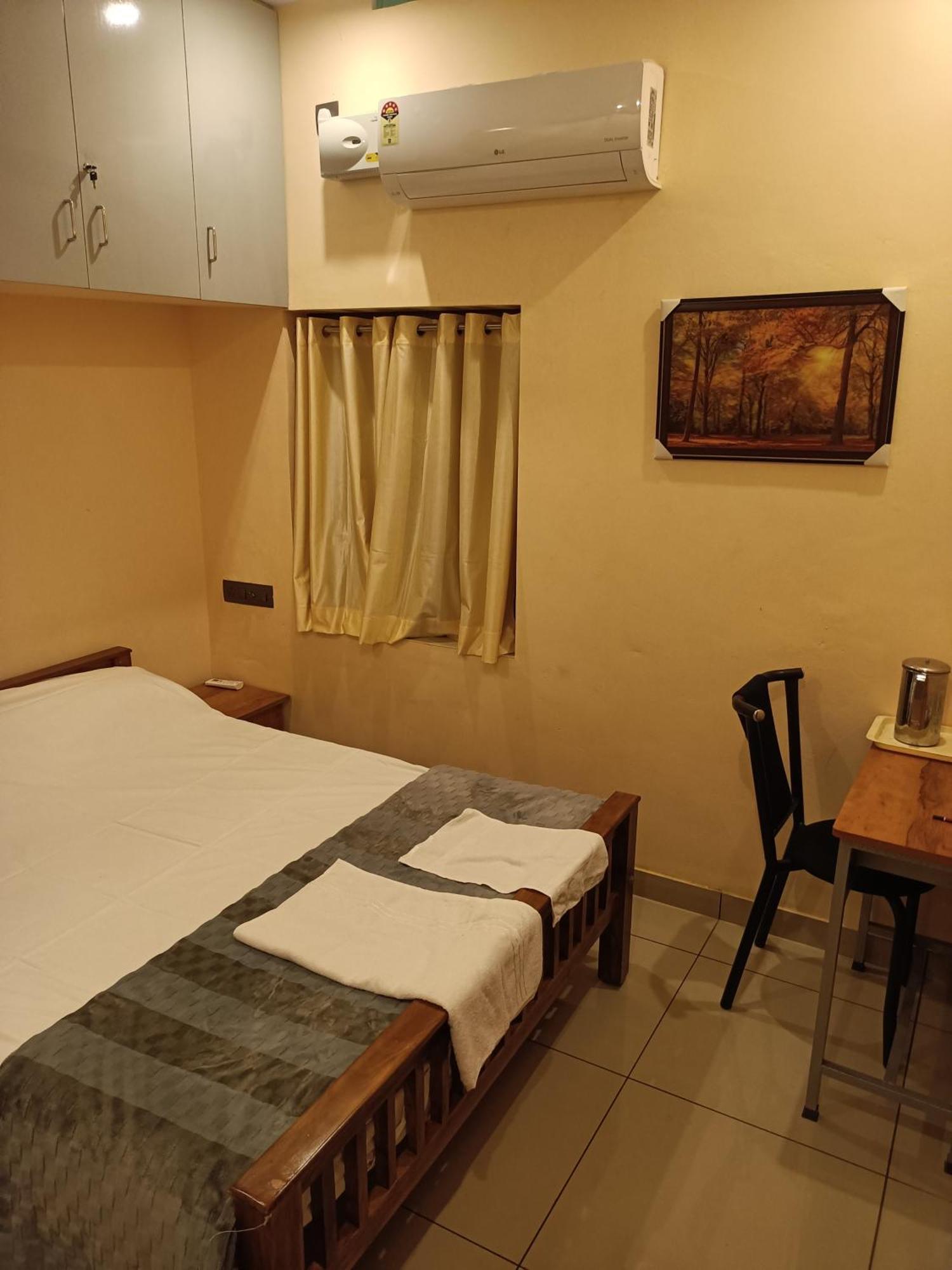 Sree Nivas Homestay Thiruvananthapuram Exterior photo