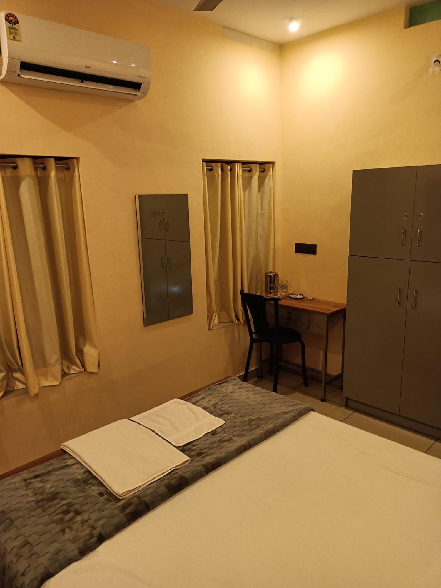 Sree Nivas Homestay Thiruvananthapuram Exterior photo